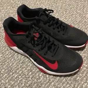 Men’s Nike 10.5 running shoe- never worn
